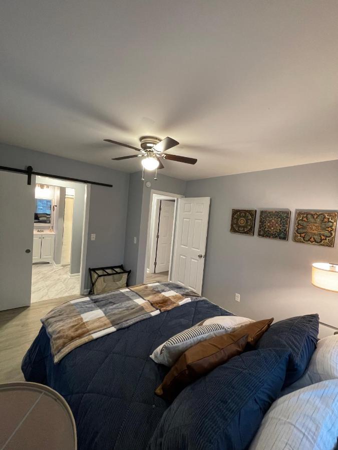 Remodeled Cottage With Sunroom Manchester Exteriör bild